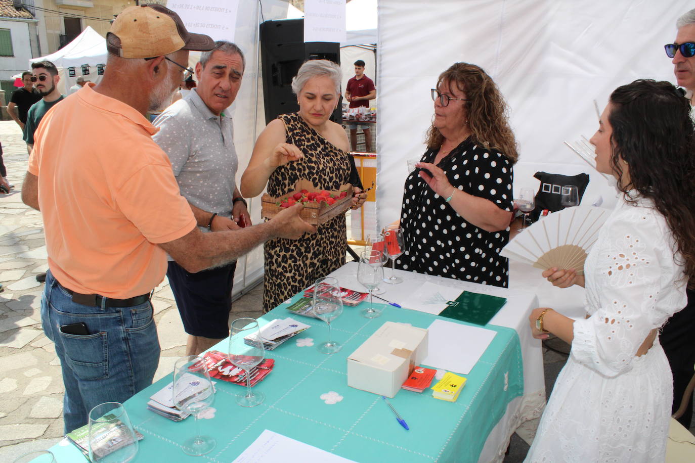 Festival de sabores en una animada feria en Linares de Riofrío