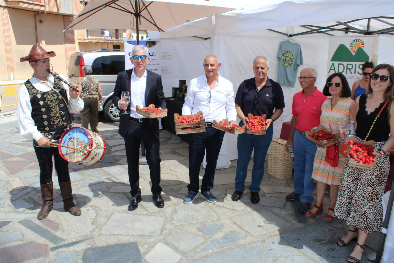 Festival de sabores en una animada feria en Linares de Riofrío