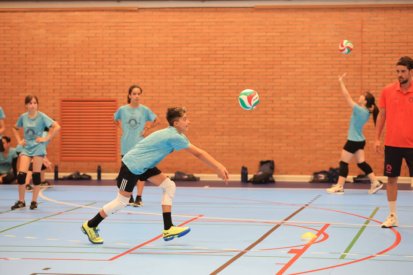 El mejor voleibol de cantera en Salamanca para recordar a Cheto