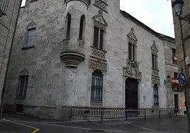 Exterior del Palacio de la Marquesa de Cartago.