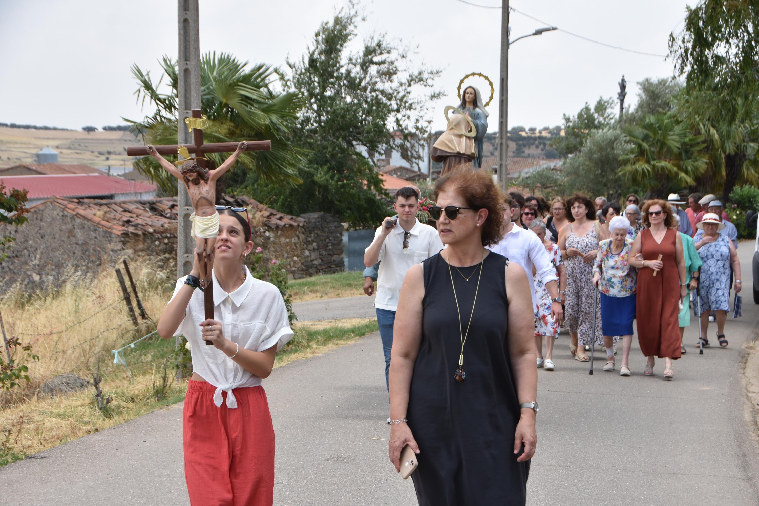 Santa Isabel inunda de alegría las calles de Buenavista