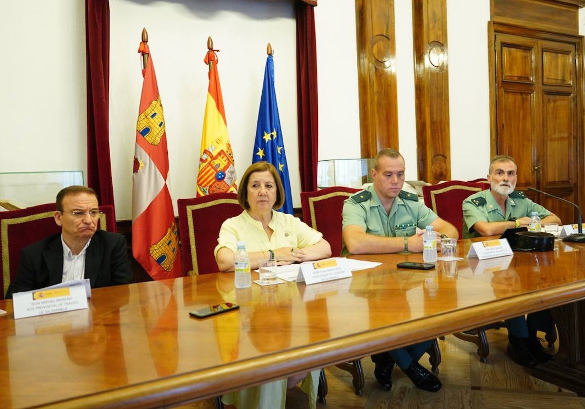 Miguel Moreno, Rosa López, Isaías Galache y Manuel Mendoza, este miércoles en la Subdelegación.