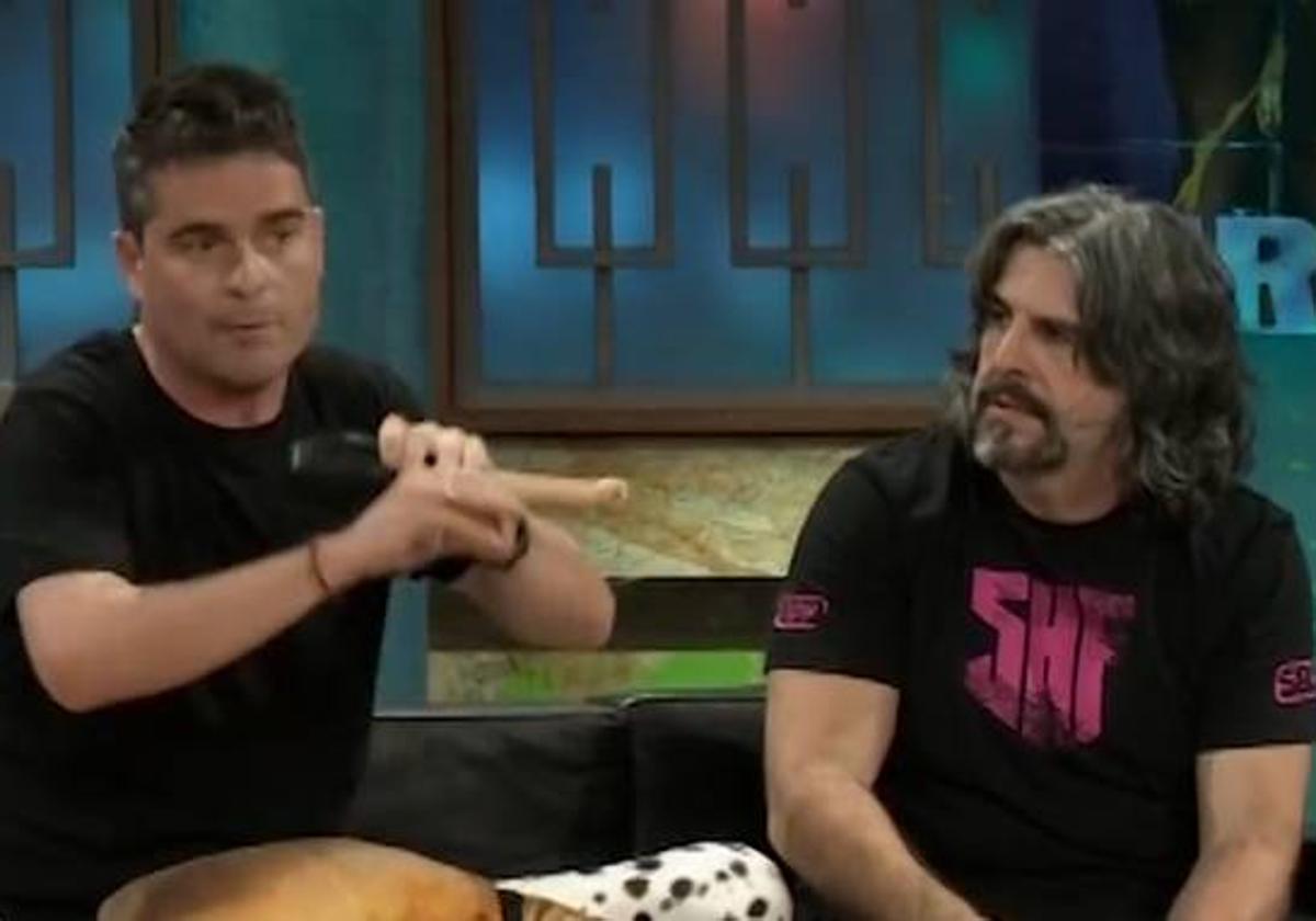 Álex Clavero y JJ Vaquero, en 'La Revuelta'.