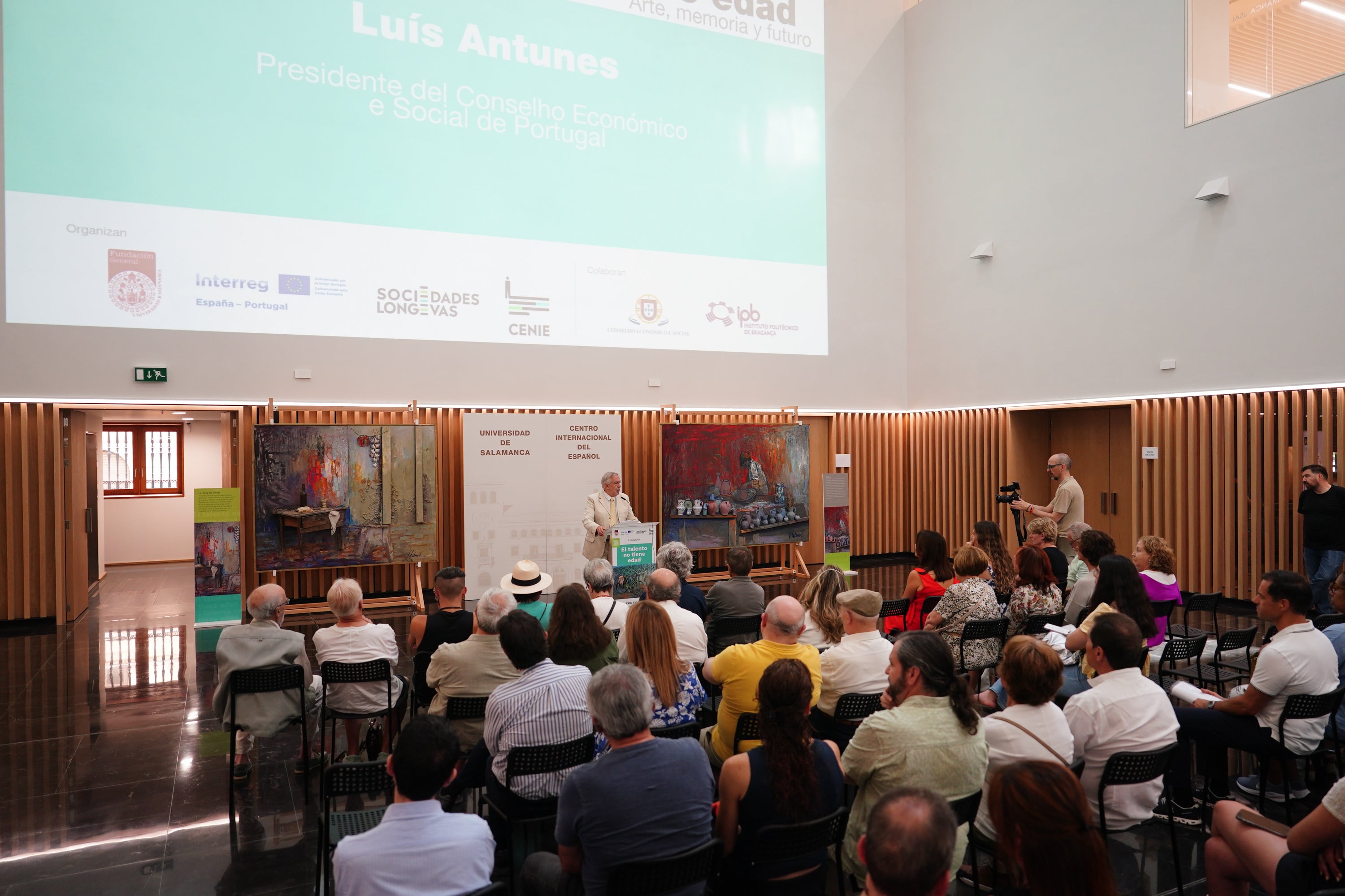 &#039;El talento no tiene edad&#039;, una exposición donde la memoria se convierte en arte