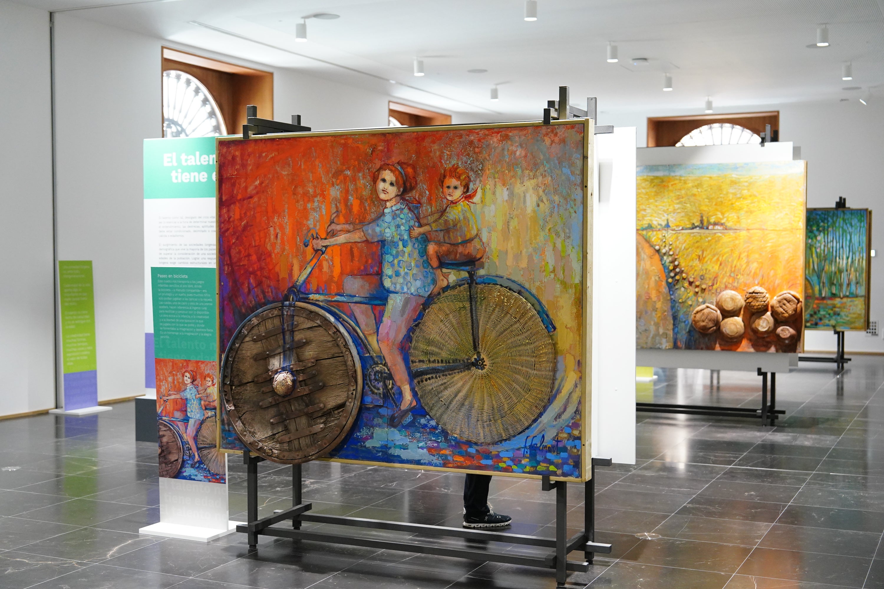 &#039;El talento no tiene edad&#039;, una exposición donde la memoria se convierte en arte