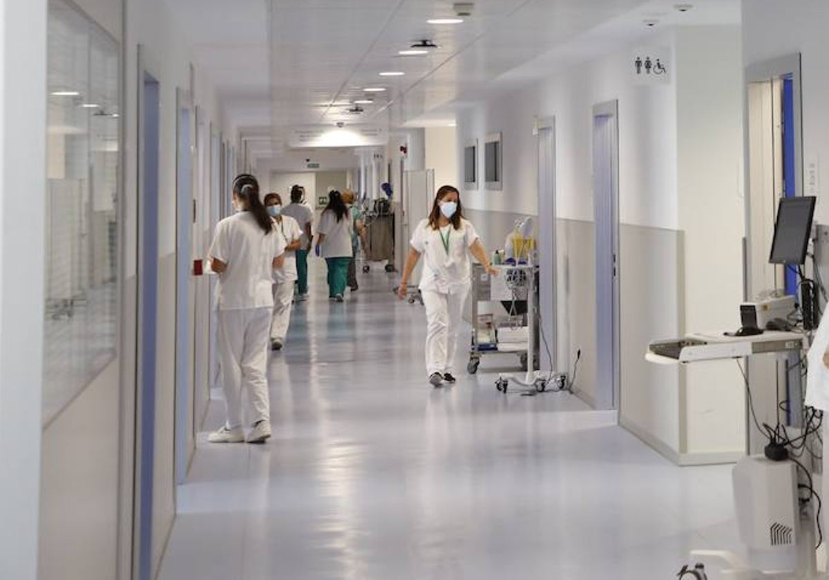 Pasillos interiores del servicio de Urgencias.