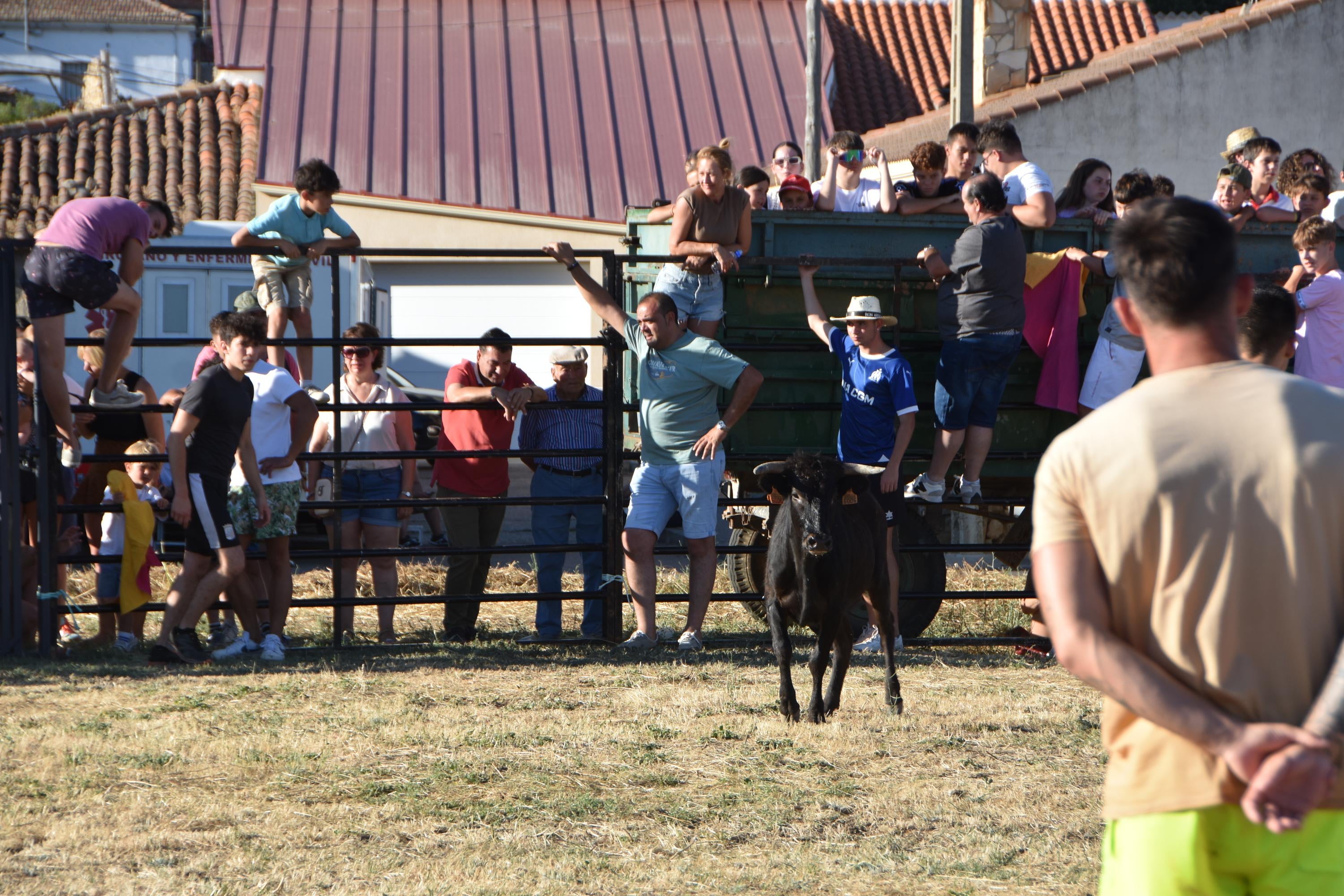 Risas y tradición en el cierre de las fiestas de Forfoleda