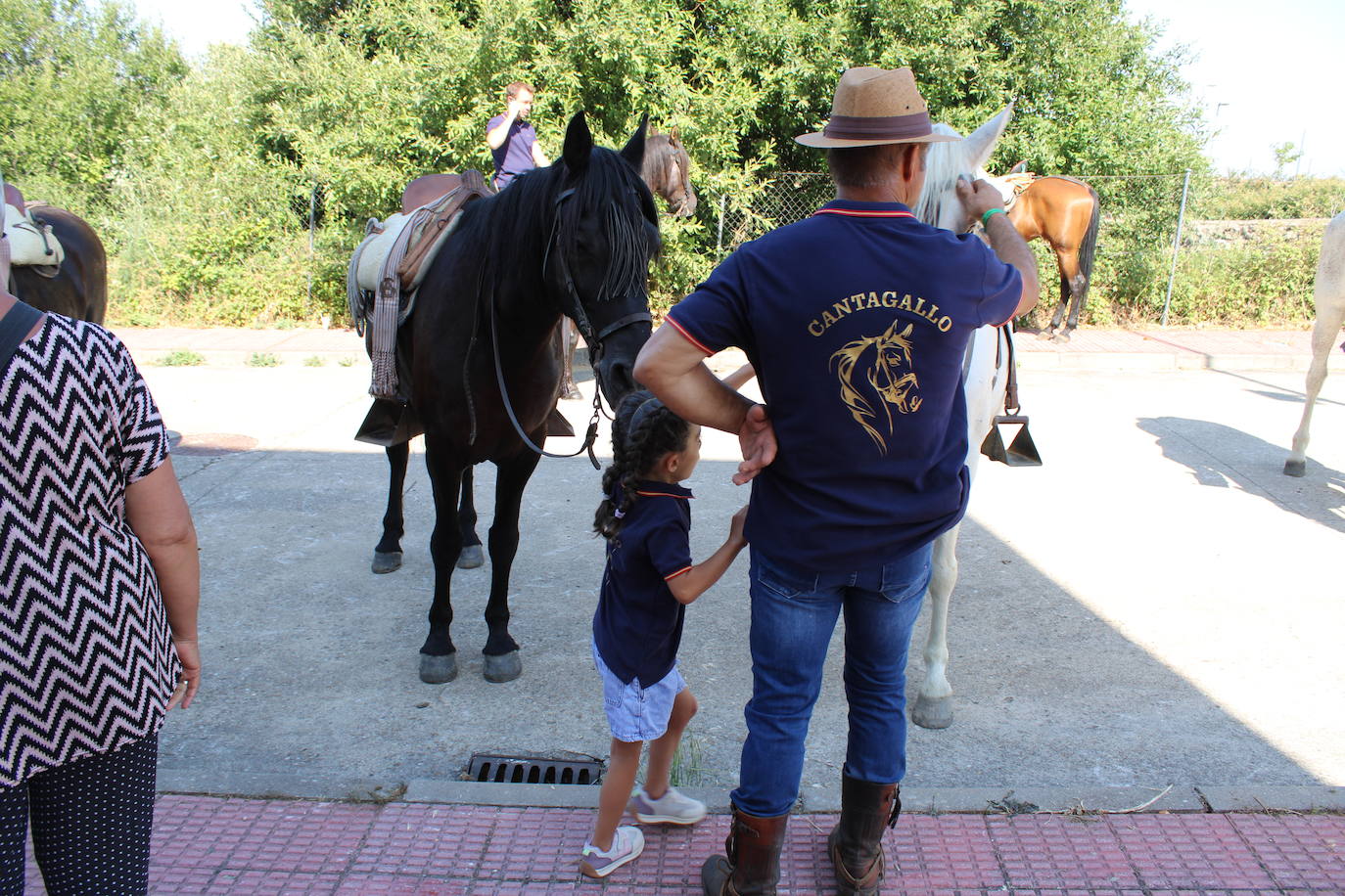 Cantagallo congrega a los amantes de los caballos en su primera ruta ecuestre