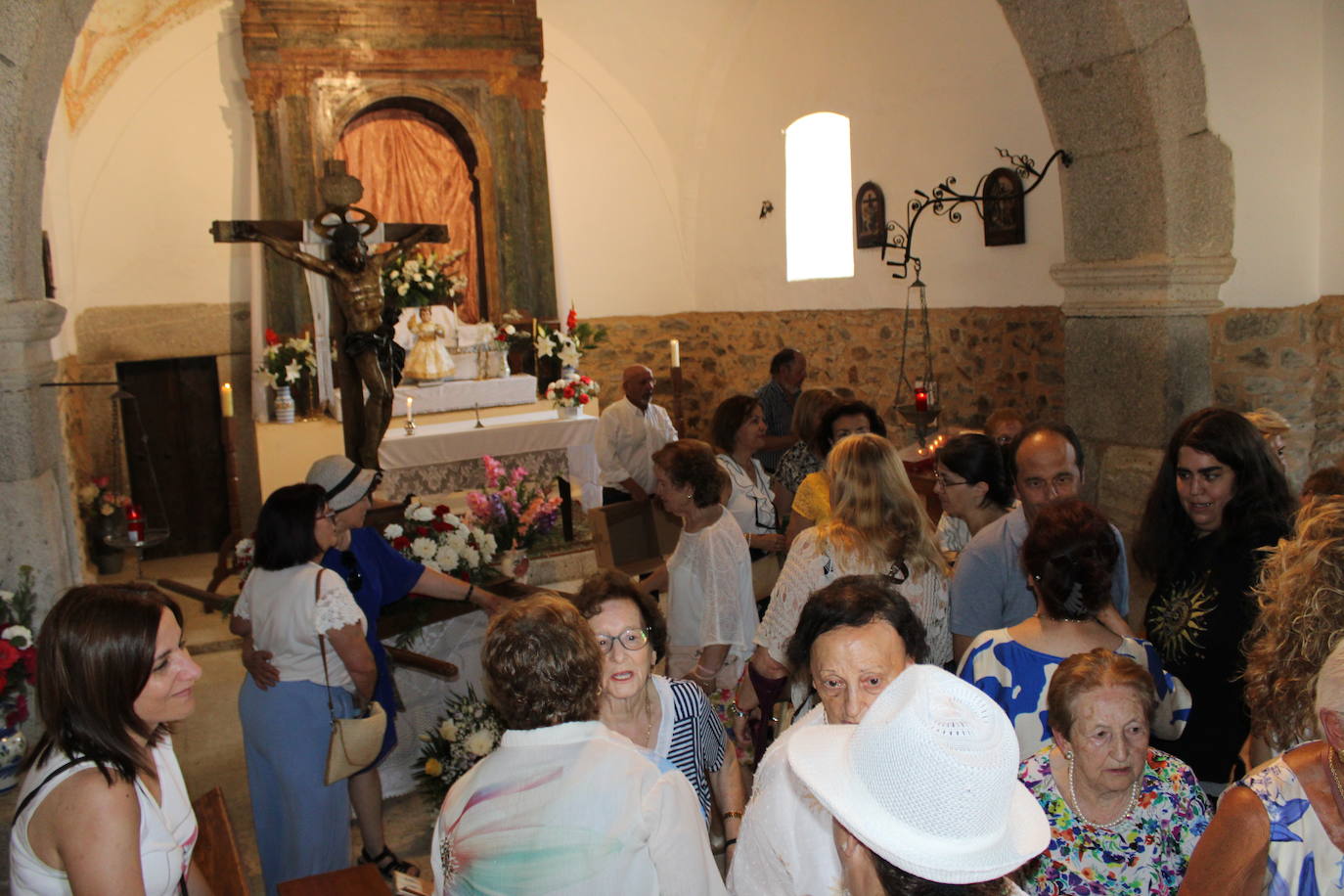 Endrinal despide sus fiestas con el día del Cristo y la paella