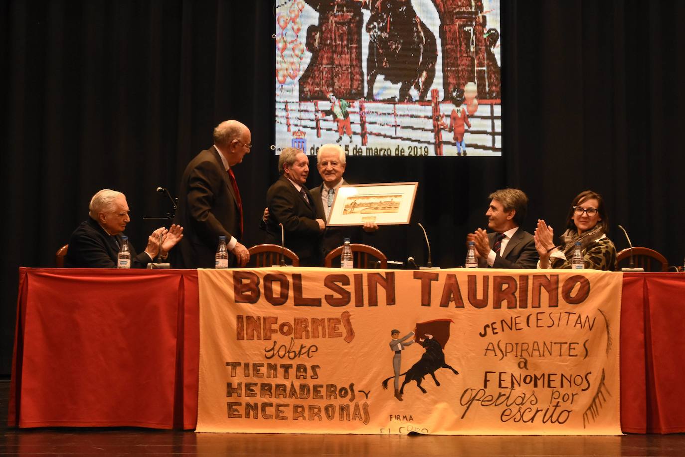 El 16 de febrero de 2019 Santiago Martín «El Viti» recoge el premio del Bolsín Taurino Mirobrigense por su labor en la Tauromaquia haciendo un elogio «a la fuerza e ilusión» que la agrupación transmite a los jóvenes.