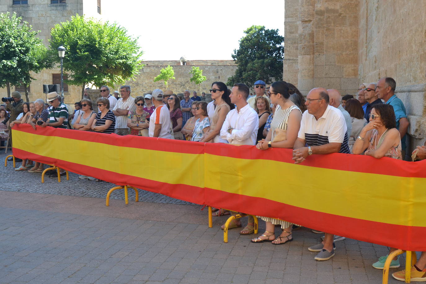 El merecido recuerdo a la heroica resistencia mirobrigense
