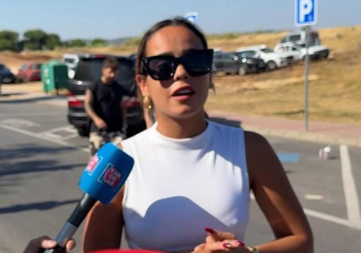 Gloria Camila.