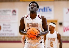 Ousmane Kourouma, en un partido con la Universidad de Rhode Island.