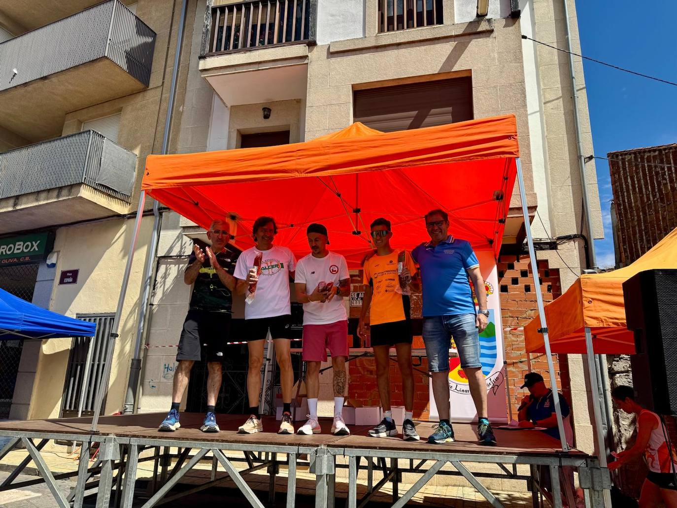 Daniel Ayuso y Verónica Rodríguez se llevan el cross de La Honfría de Linares