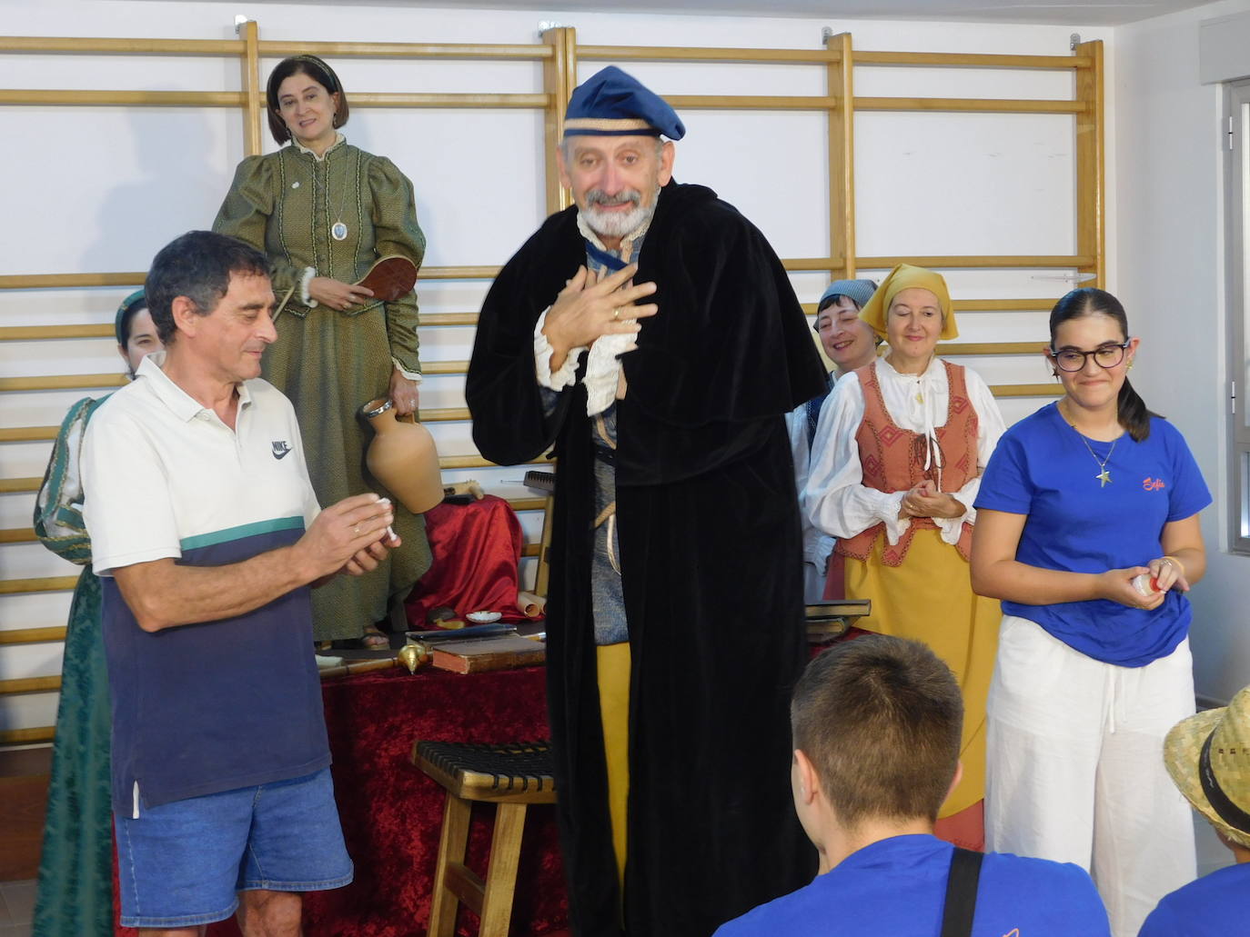 &#039;Buscando a Nebrija&#039; en las fiestas de Sando