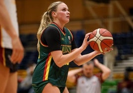 Laura Erikstrup, en un partido con Woodville Warriors.