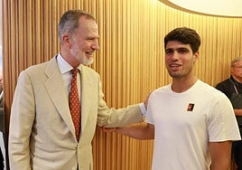 Felipe VI y Carlos Alcaraz.