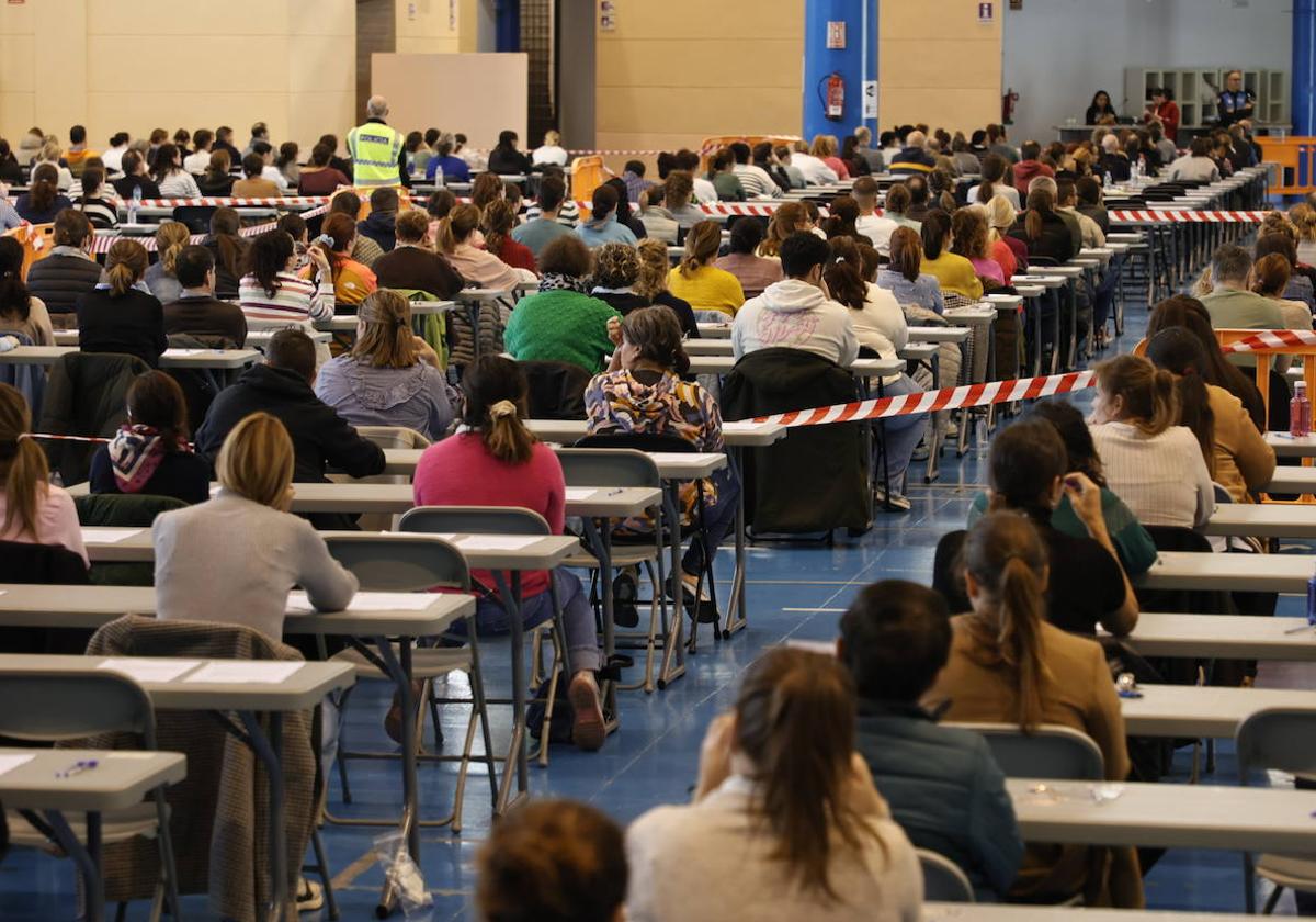 Una imagen de un examen a unas oposiciones en Salamanca.