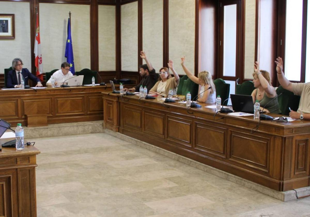Imagen del grupo municipal socialista en el último pleno de Béjar.