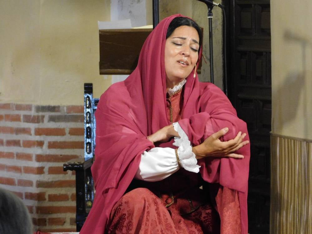 Nava de Sotrobal recibe el recital poético musical “Arcos y Ecos”