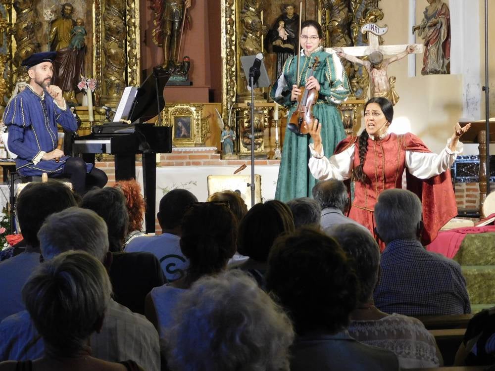 Nava de Sotrobal recibe el recital poético musical “Arcos y Ecos”