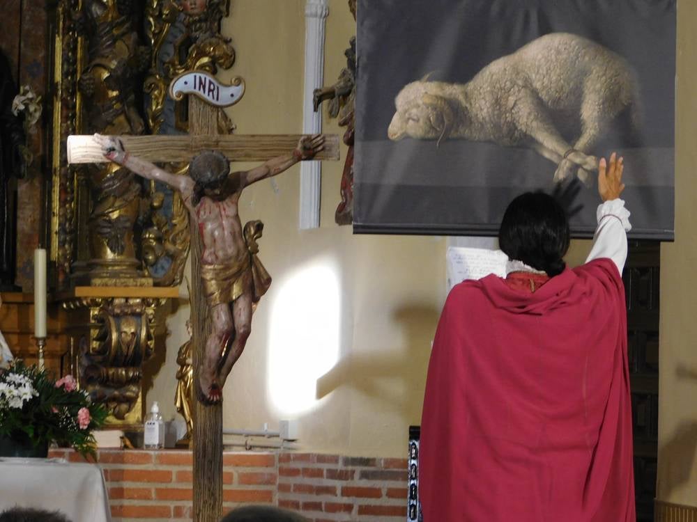Nava de Sotrobal recibe el recital poético musical “Arcos y Ecos”