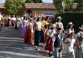 Inicio del desfile conmemorativo en Arapiles.
