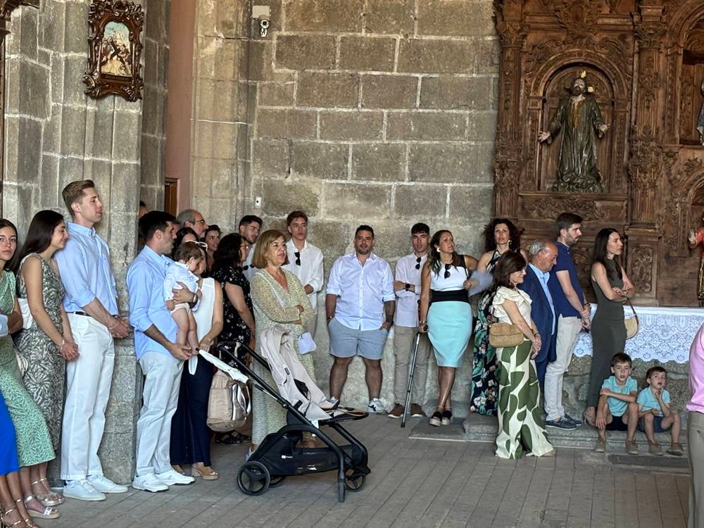 Música y alegría por el día grande en Santiago