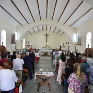 Fuentes de Oñoro celebra Santiago Apóstol y reconoce los 25 años de sacerdocio de su párroco