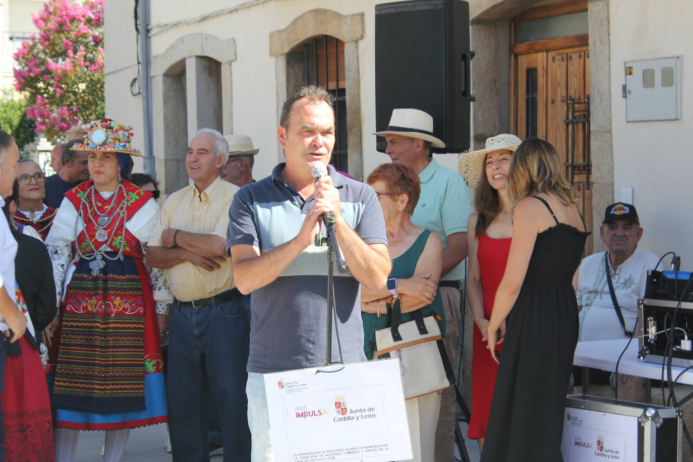 Aldea del Obispo rebosa vitalidad en la V Feria Rural de La Raya