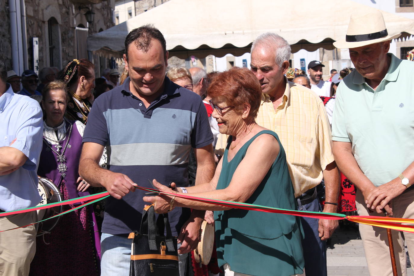 Aldea del Obispo rebosa vitalidad en la V Feria Rural de La Raya