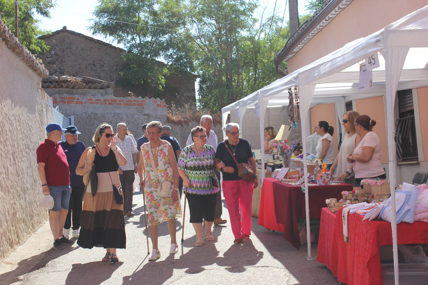 Aldea del Obispo rebosa vitalidad en la V Feria Rural de La Raya