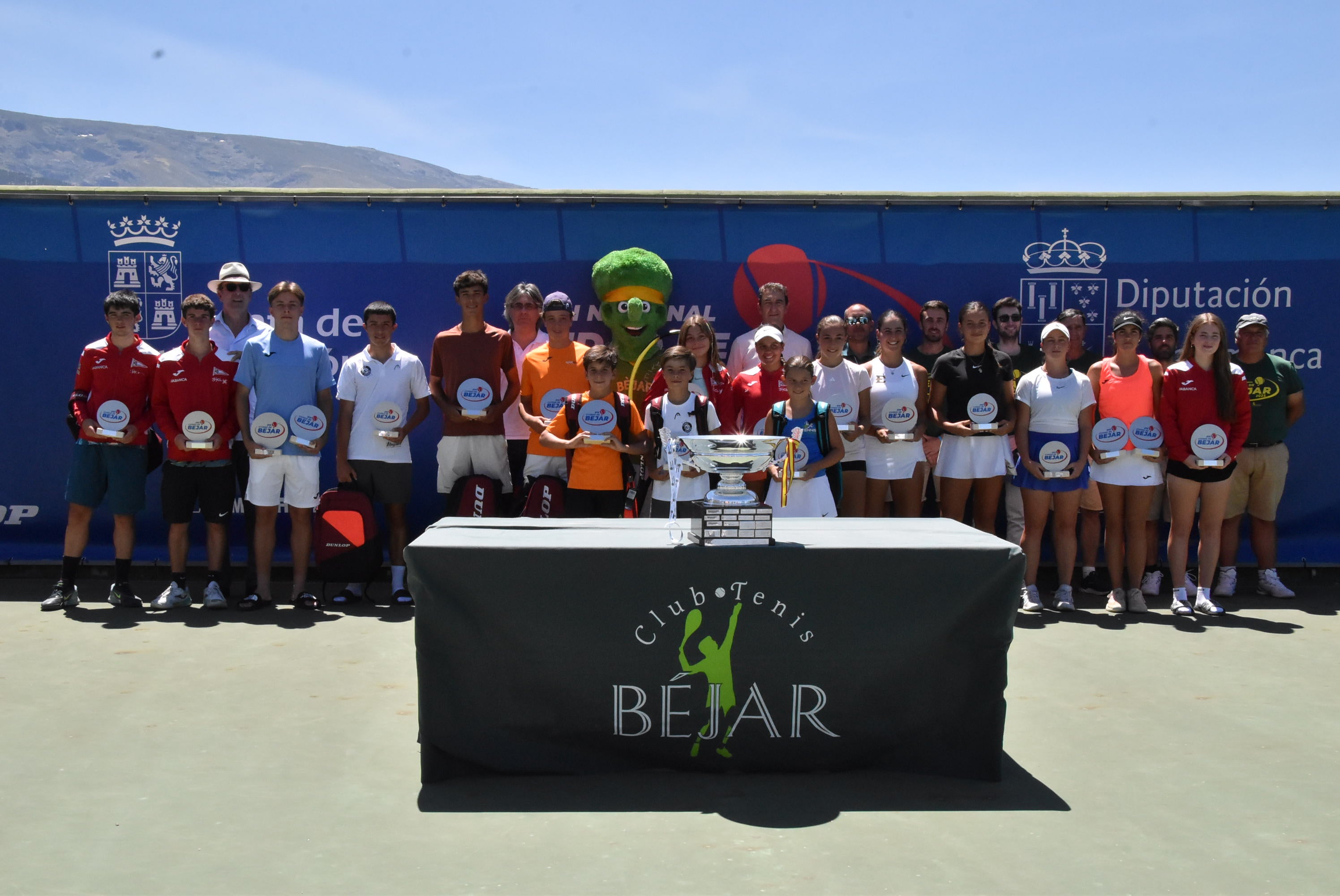 Pablo Pérez y Julia Millán ganan el Open de Béjar por segundo año consecutivo