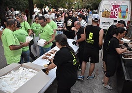 La parrillada despidió ayer las fiestas de Candelario con más de 300 personas