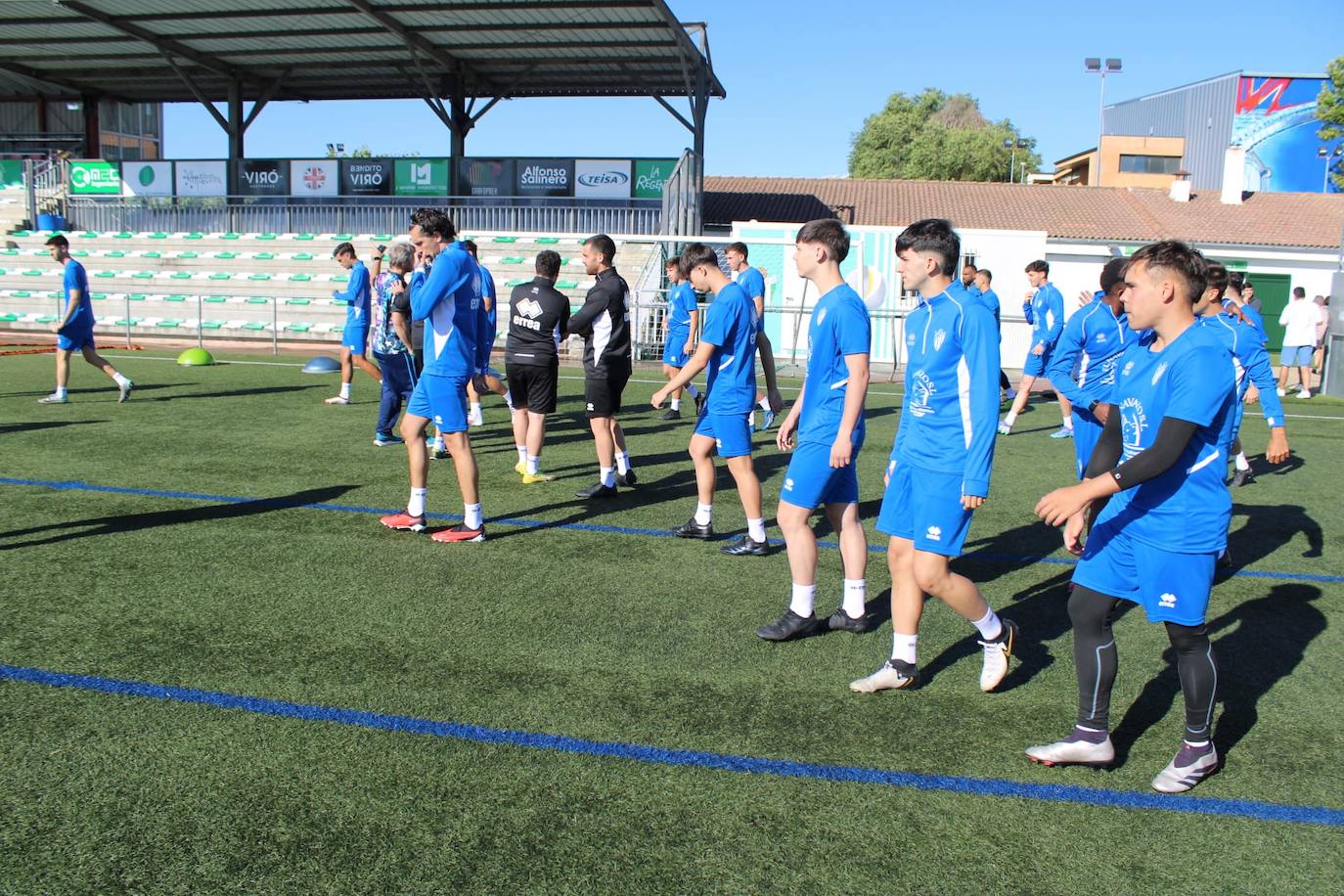 El Guijuelo y el Santa Marta ya están en marcha