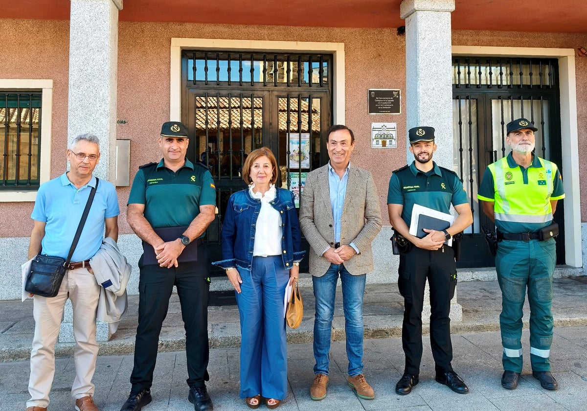 Foto previa de la reunión.