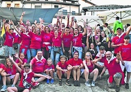 Las fiestas de Santa Ana reunieron este año a parte de los integrantes de la peña Candelarios con Limón.