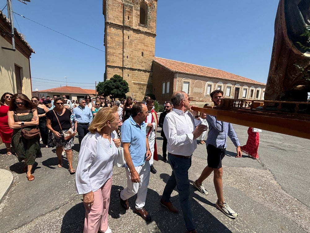 Día de celebración y fe en Villar de Gallimazo