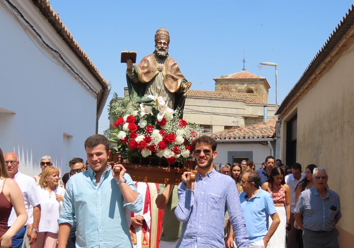 Día de celebración y fe en Villar de Gallimazo