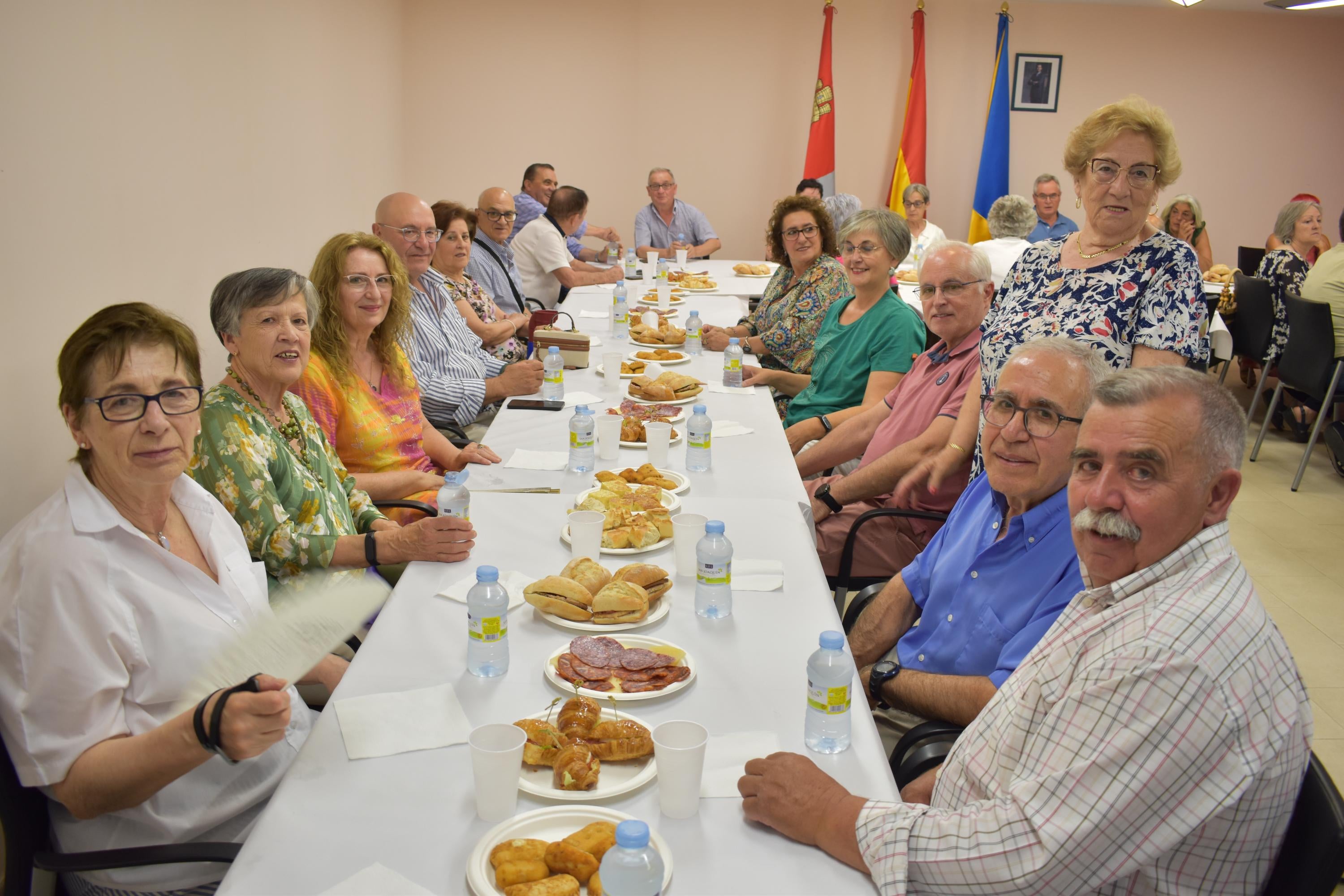 San Cristóbal de la Cuesta, volcado con sus mayores
