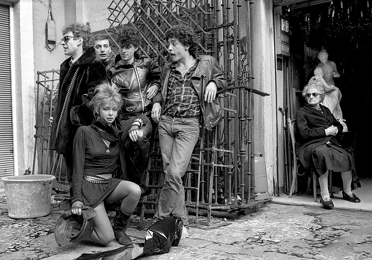 Una imagen icónica de los años 80 del siglo XX sobre la movida madrileña.