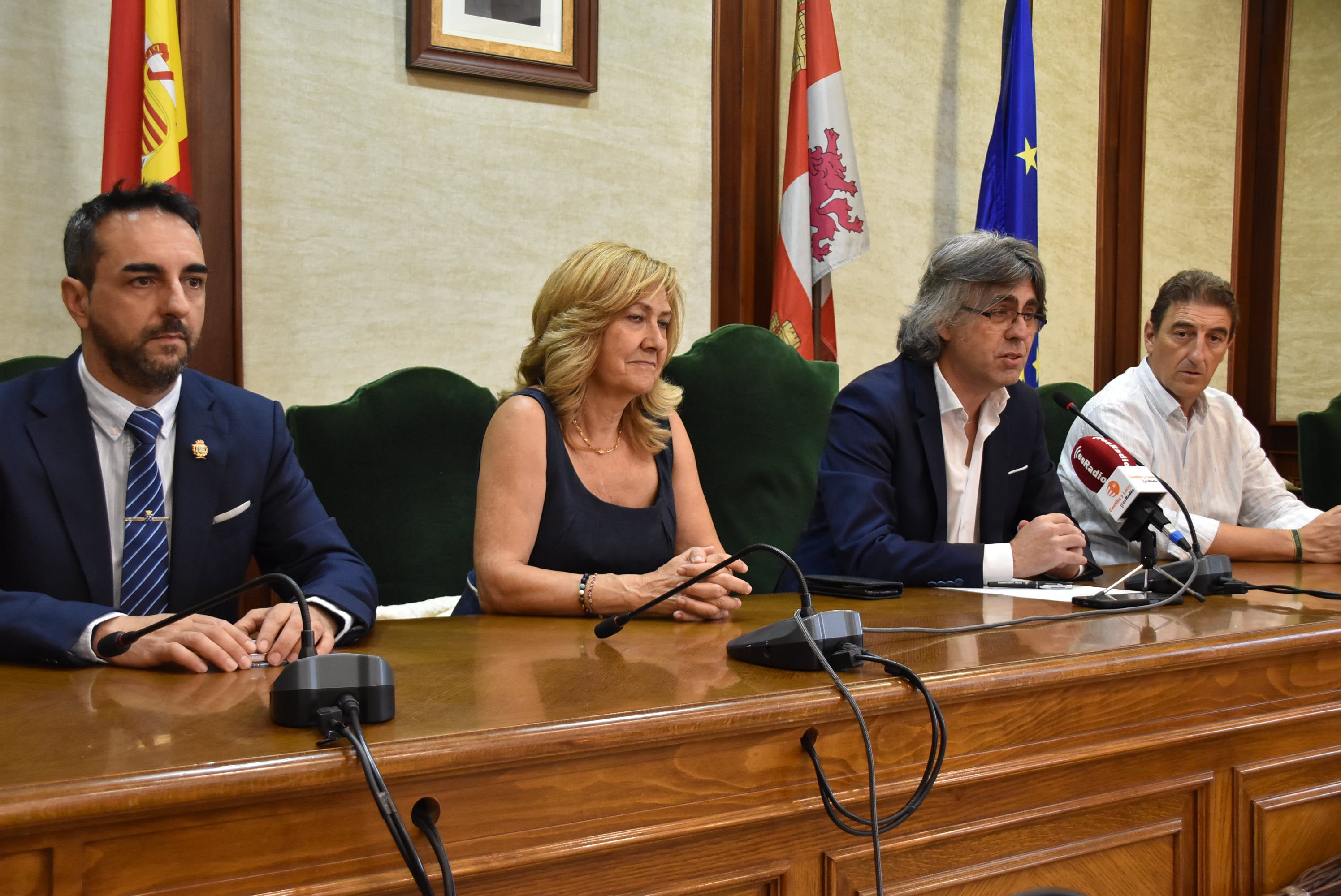 Una fiesta del Bejarano Ausente con sabor a despedida