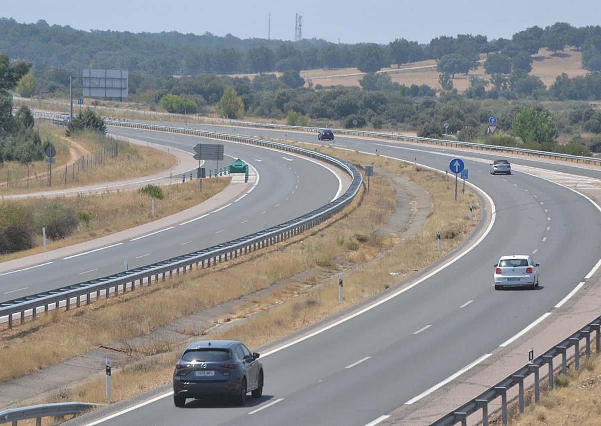 Imagen secundaria 1 - Una fallecida y cuatro heridos, entre ellos un bebé de cinco meses, en un accidente en Sancti-Spíritus