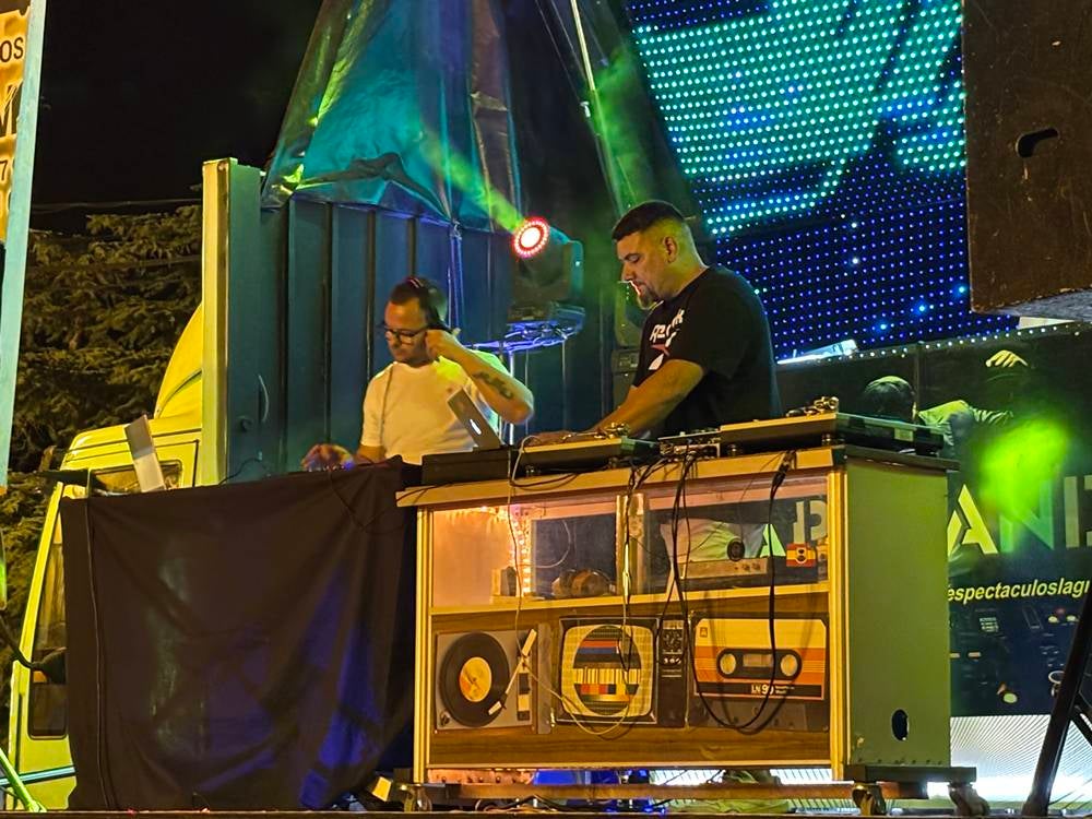 Multitudinaria respuesta a la gala solidaria Airadilos en Peñaranda