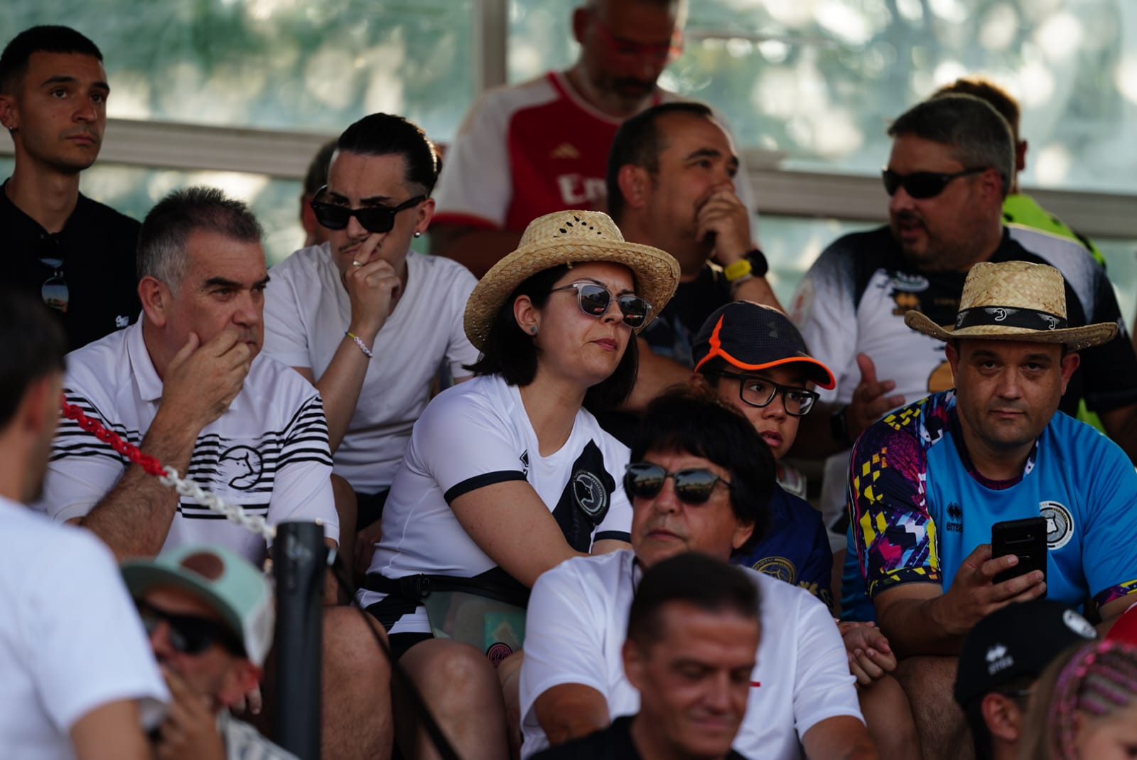 Llenazo y gran ambiente en el San Casto