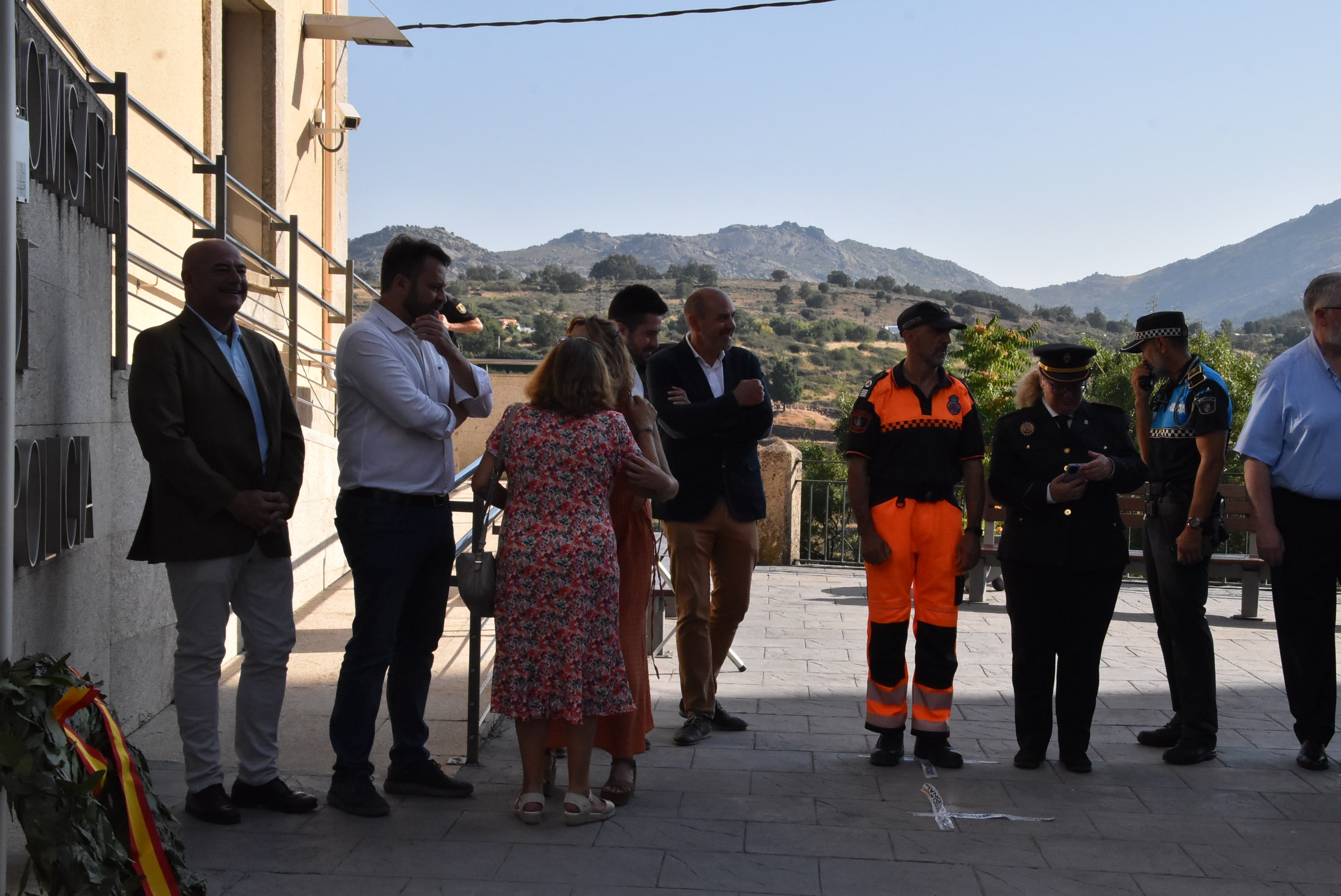 Béjar conmemora el 200 aniversario de la Policía Nacional con un homenaje