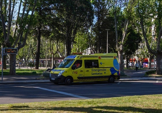 Una ambulancia de Emergencias Sanitarias, en Salamanca.