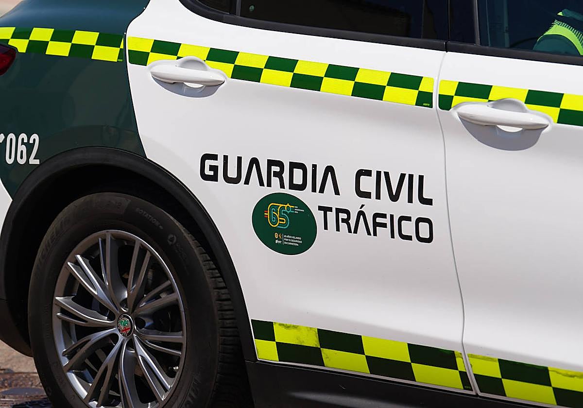 Un coche de la Guardia Civil de Tráfico.