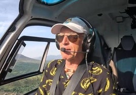 Jesús Calleja, a bordo del helicóptero de su programa.