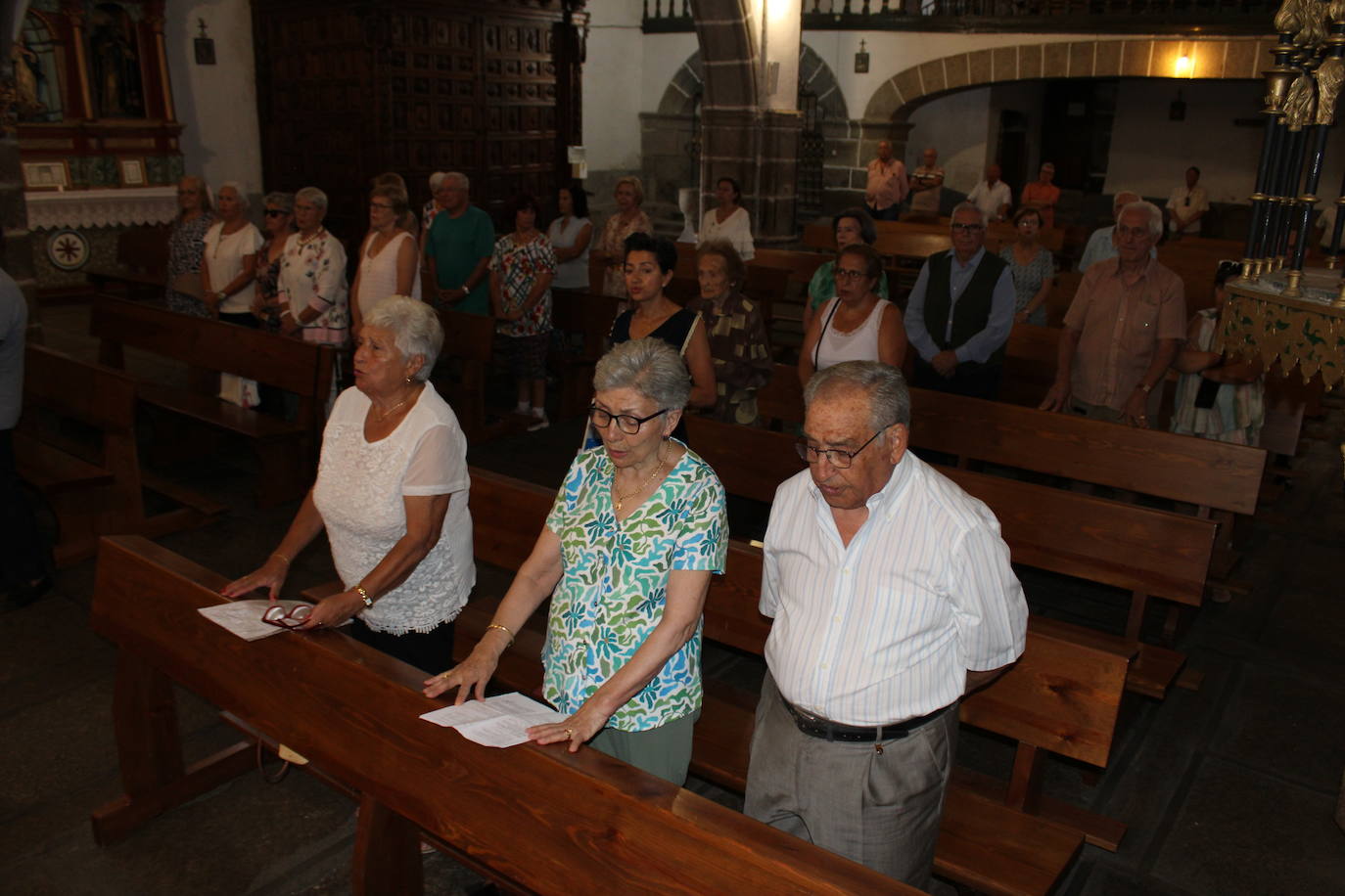 Los mayores de Puente del Congosto disfrutan de un animado día de fiesta